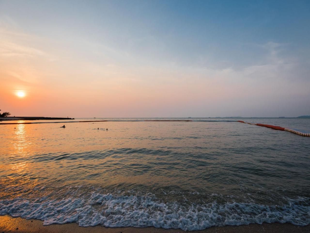 Club Royal Wongamat Apartment Pattaya ภายนอก รูปภาพ